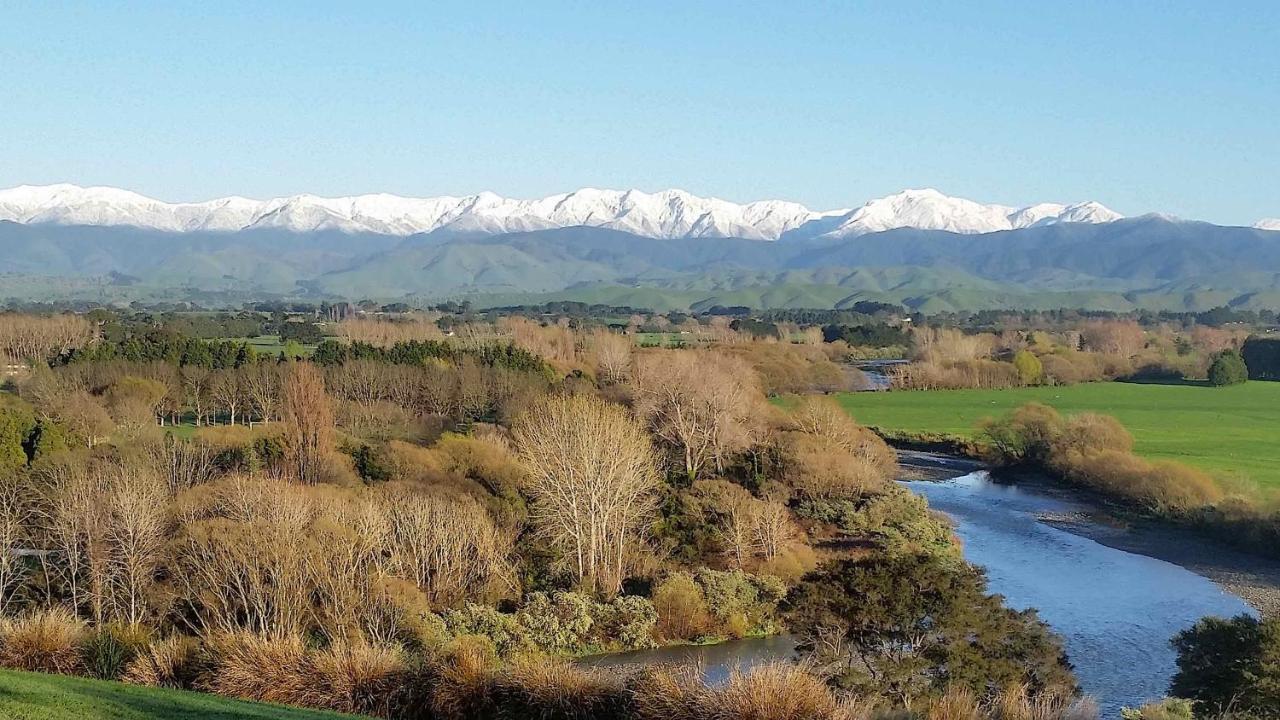 Gallin Farm Alpacas And Farmstay Masterton Extérieur photo